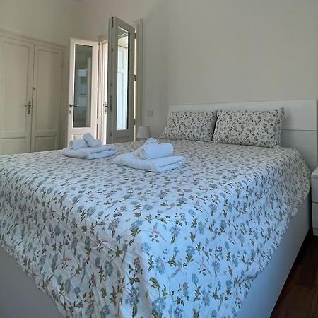 Bg Central President Suite Con Parcheggio - Vista Citta Alta Бергамо Экстерьер фото