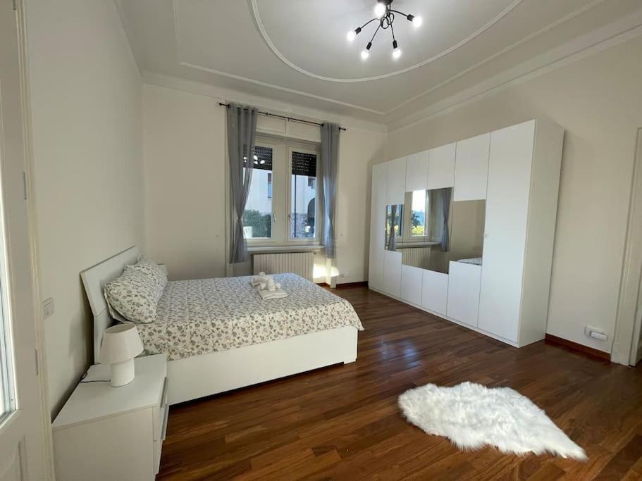 Bg Central President Suite Con Parcheggio - Vista Citta Alta Бергамо Экстерьер фото