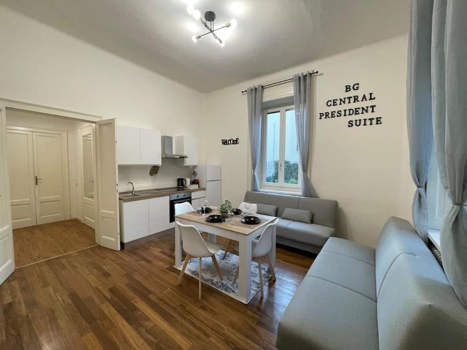 Bg Central President Suite Con Parcheggio - Vista Citta Alta Бергамо Экстерьер фото