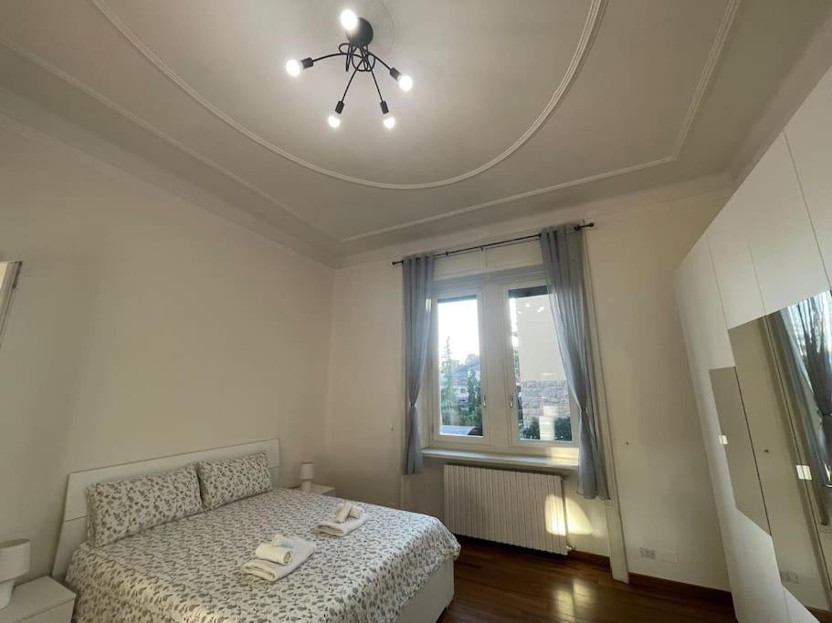 Bg Central President Suite Con Parcheggio - Vista Citta Alta Бергамо Экстерьер фото